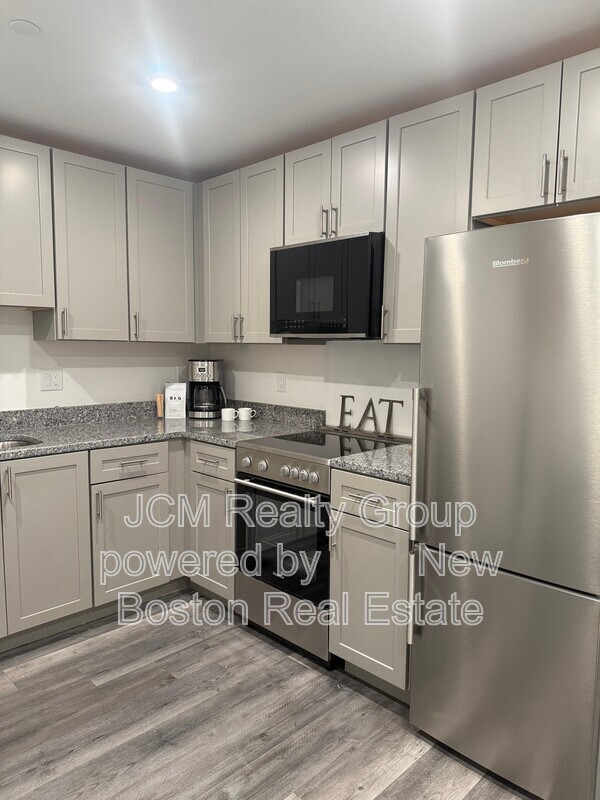Lynn Condo: 585 Essex Street