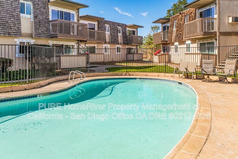 El Cajon House: 480 Jamacha Rd.