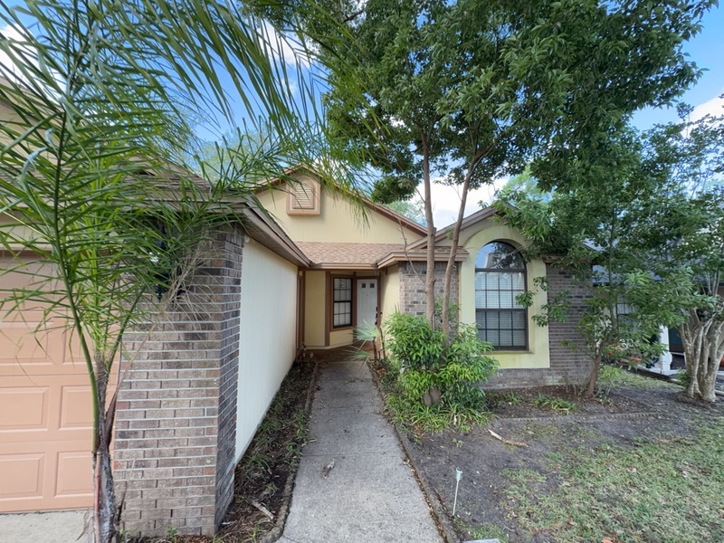Apopka House: 2201 Grasmere Dr