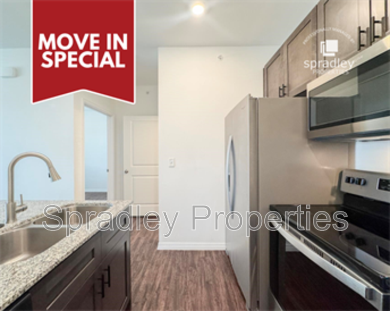 Belton Condo: 1124 W Ave O