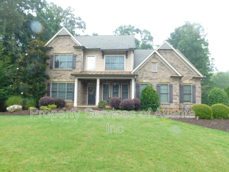 Alpharetta House: 15485 N Valley Creek Ln