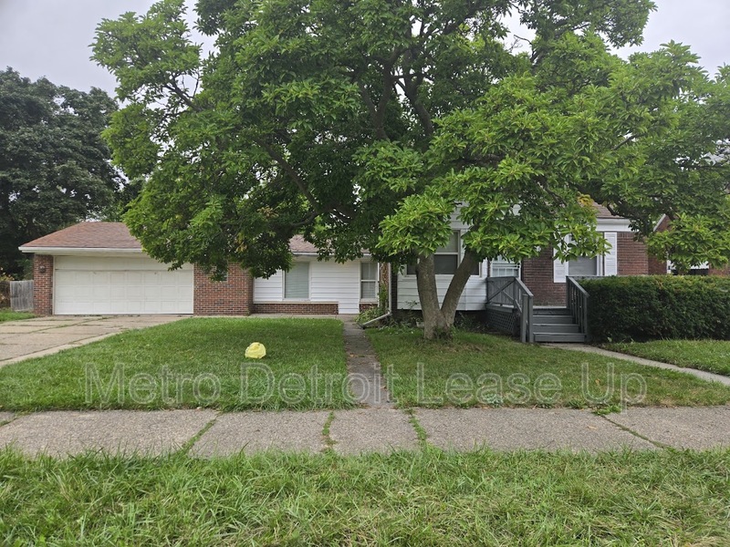 Detroit House: 16433 Manning Street