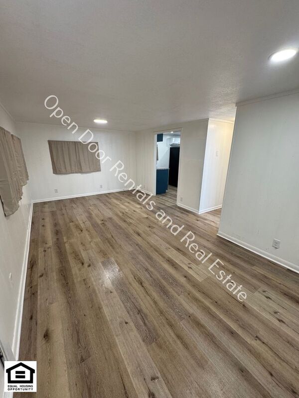 Garrett House: 209 1/2 S. Ijams St.