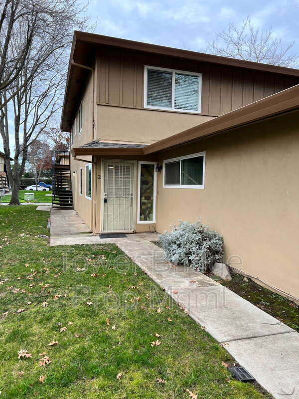 Sacramento Condo: 5146 Rhode Island Dr
