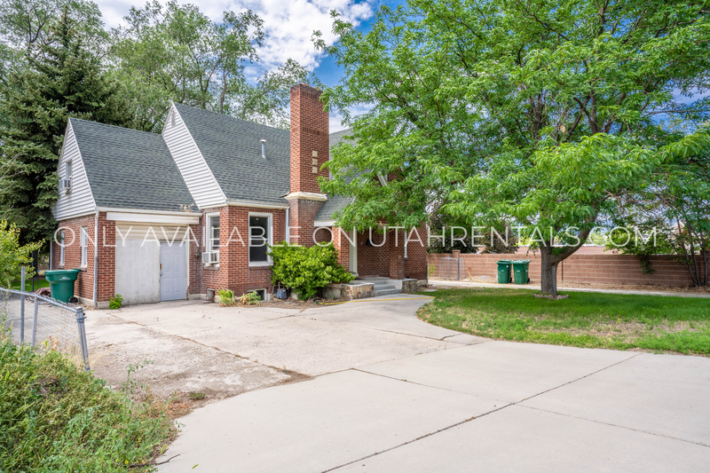 Lehi Condo: 40 E State St