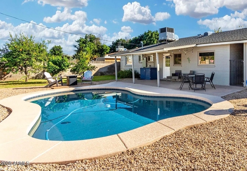 Tempe House: 1412 W 7th Pl