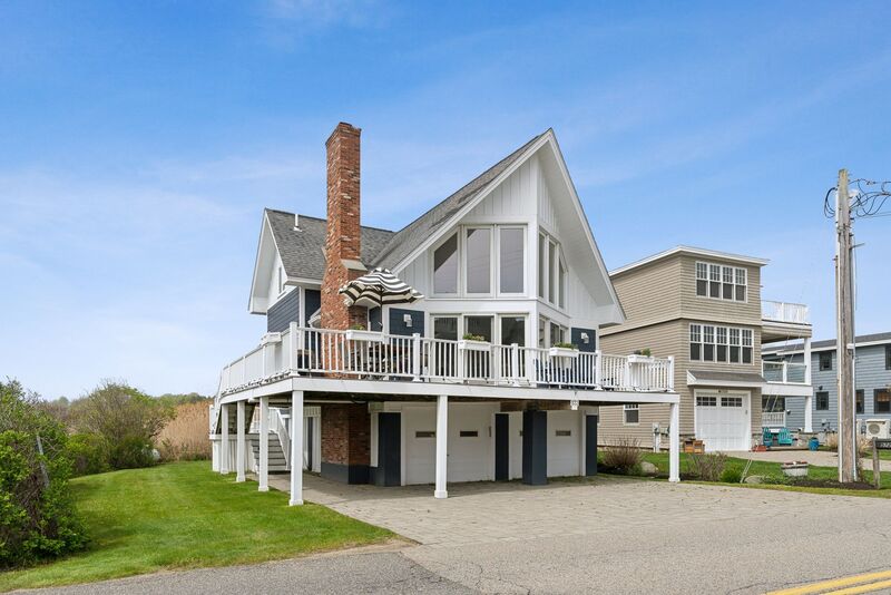 Wells House: 572 Ocean Avenue