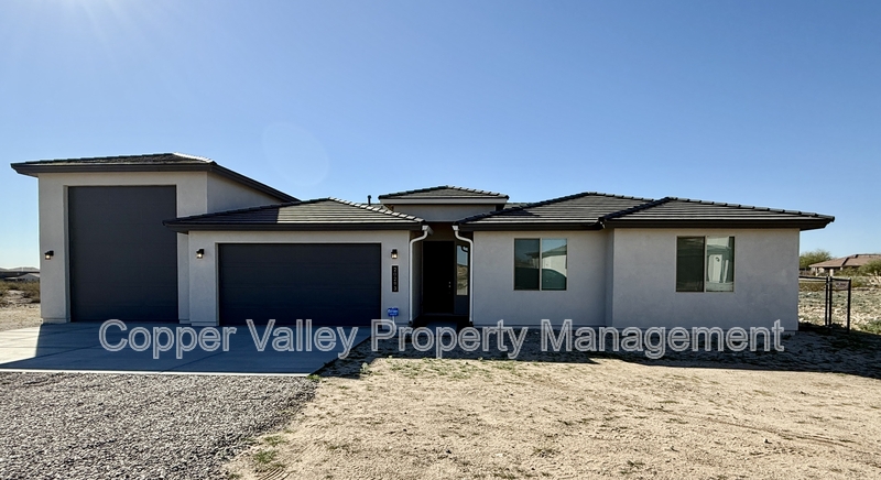 Litchfield Park House: 20293 W Hazelwood Street