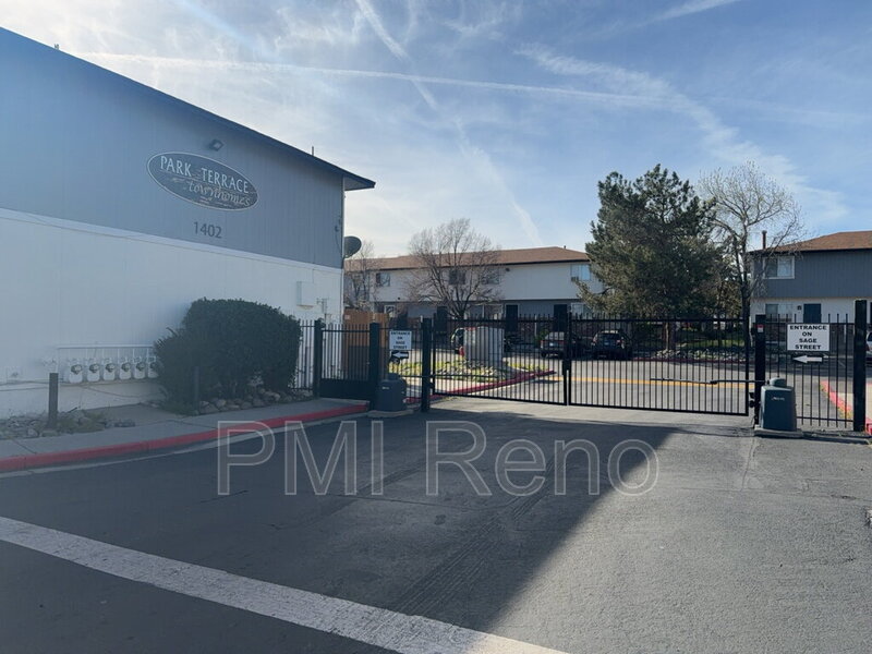 Reno Condo: 1424 E 9th St