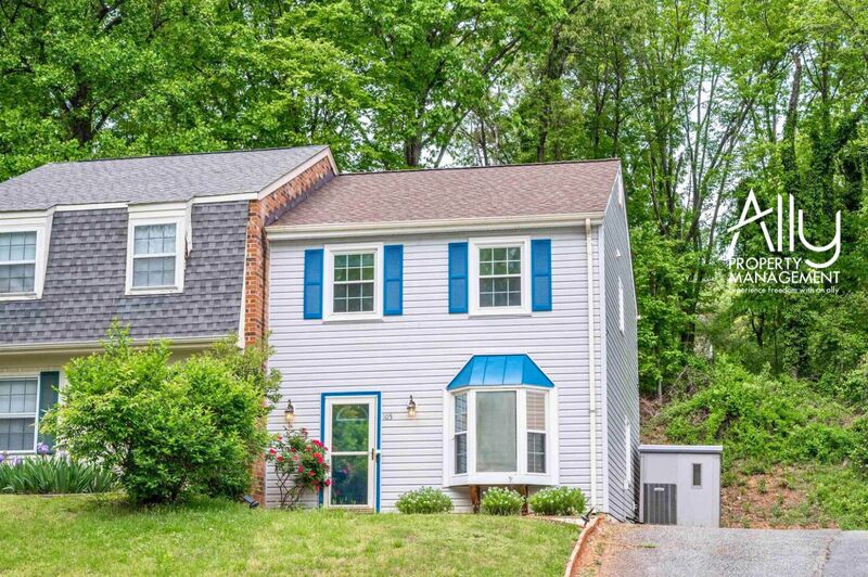 Charlottesville House: 105 Quince Lane