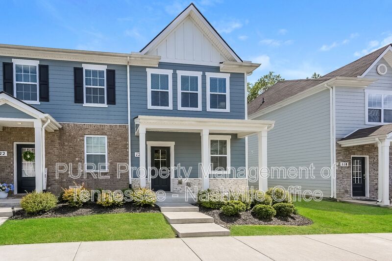 Lebanon Townhome: 120 Cecil Rd
