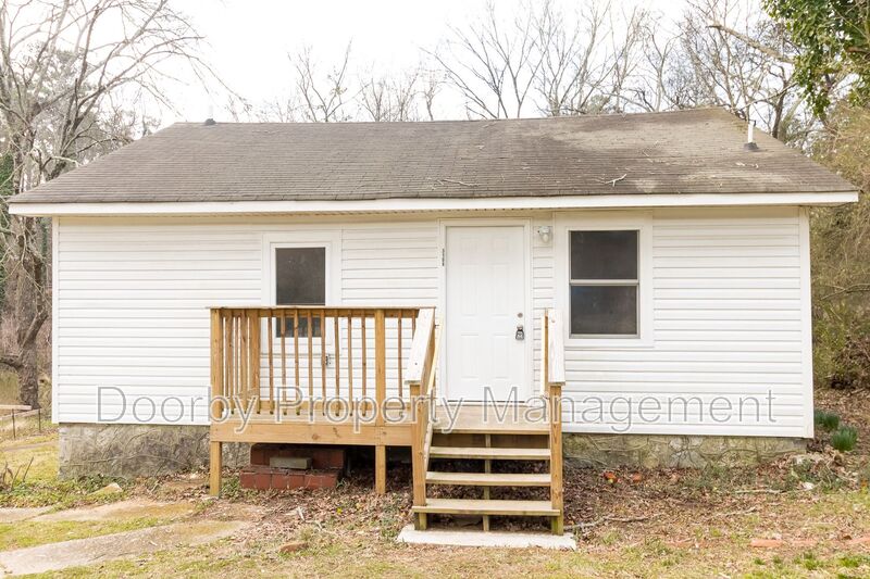 Chattanooga House: 3108 Mary Walker Place