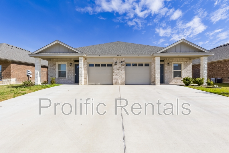 Killeen Condo: 3509 Abraham Drive - B