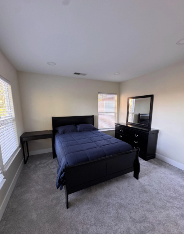 Sacramento Condo: 660 Greg Thatch Circle