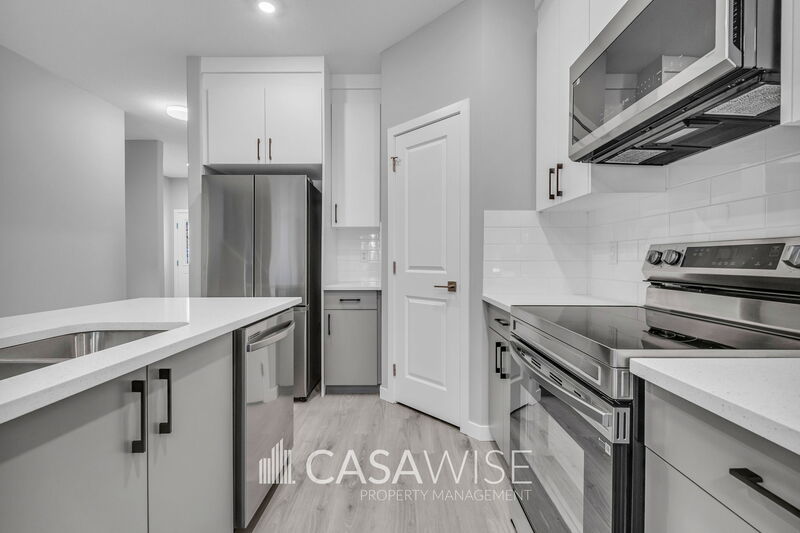 Edmonton House: 11329 126 Street Northwest