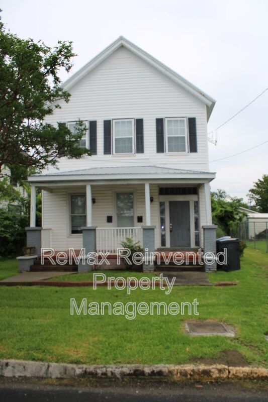 Augusta Condo: 537 Watkins St