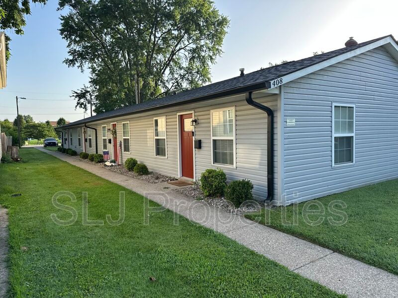 Jeffersonville Condo: 408 W. Market