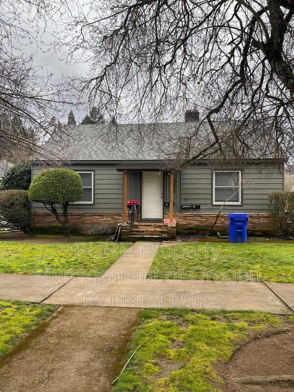 Portland House: 5026 N Harvard