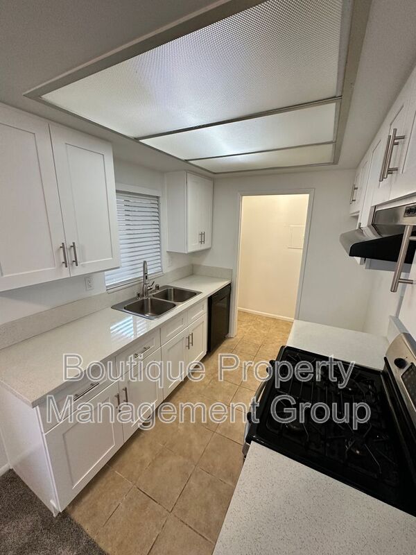 Orange House: 2695 North Canal Street