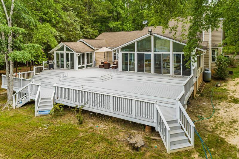 Blythewood House: 311 Derrick Ln