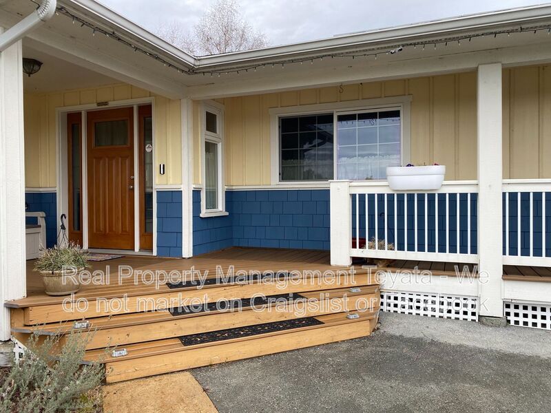 Blaine House: 8252 Cowichan Rd.