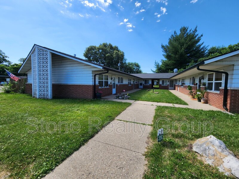 Terre Haute Condo: 676 Delaware Avenue