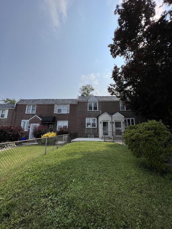 Request a Viewing for 1352 Farrington Road 1 Tenant Turner