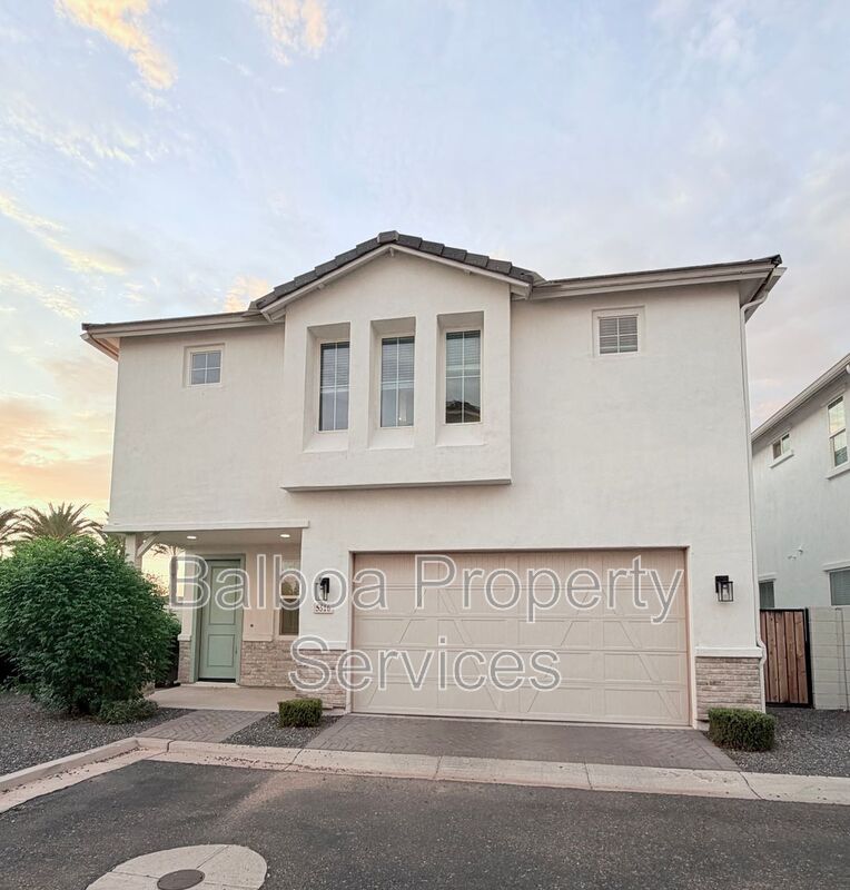 Mesa House: 5516 S Dillon Cir