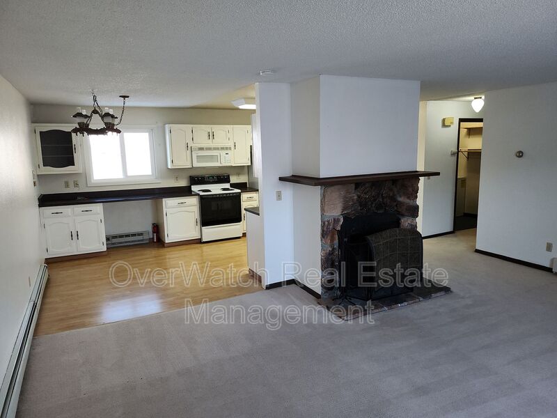 Anchorage Condo: 1545 Northview Drive