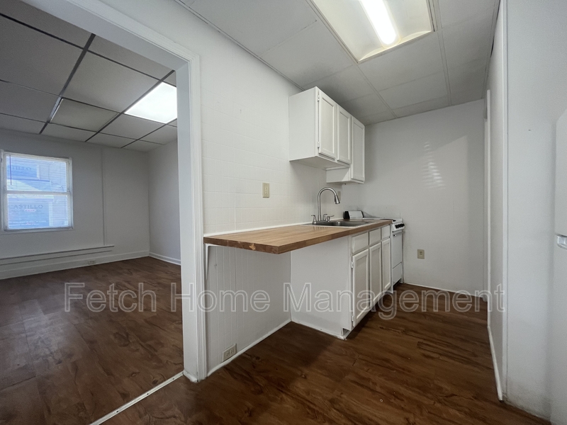 Lebanon House: 521 Lehman Street