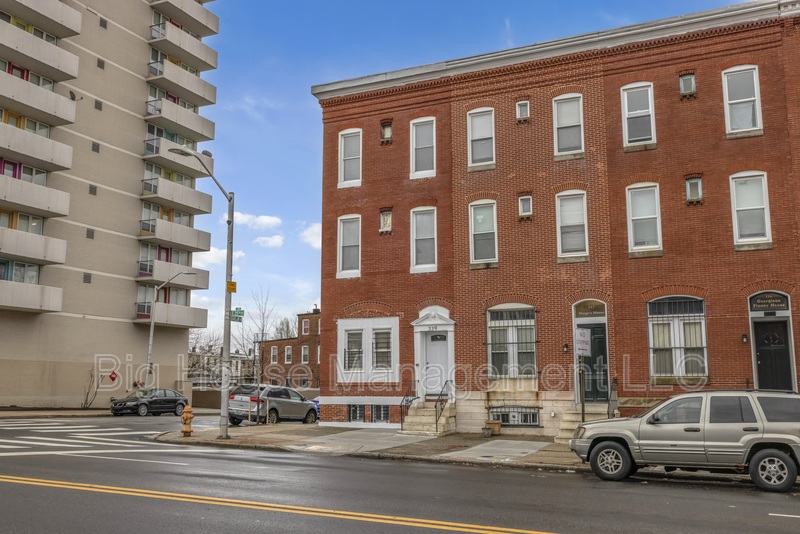 Baltimore Condo: 339 E 25th St
