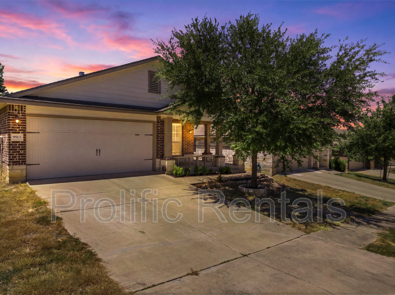 Killeen House: 9513 Fratelli Court