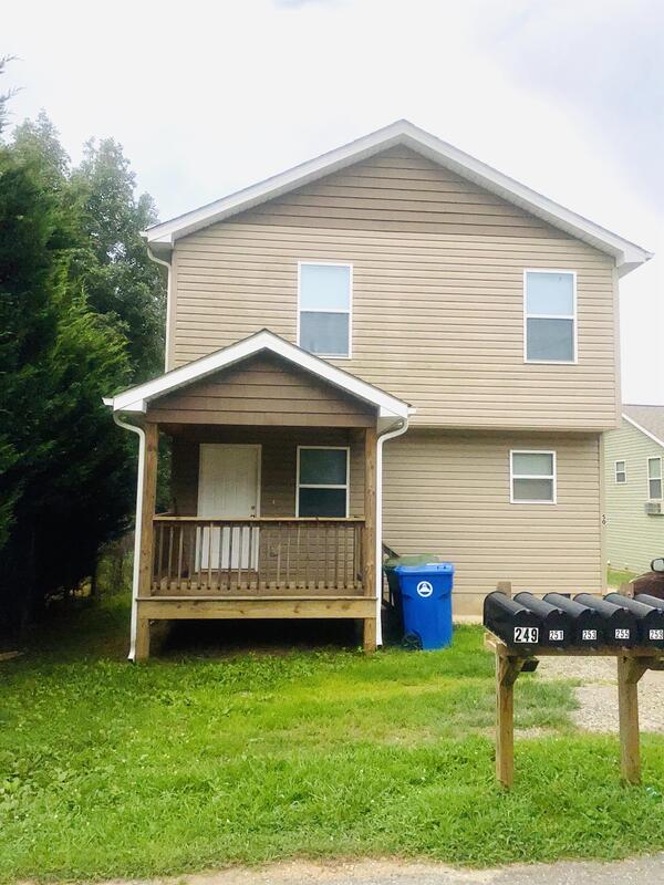 Asheville House: 50 Nancy St