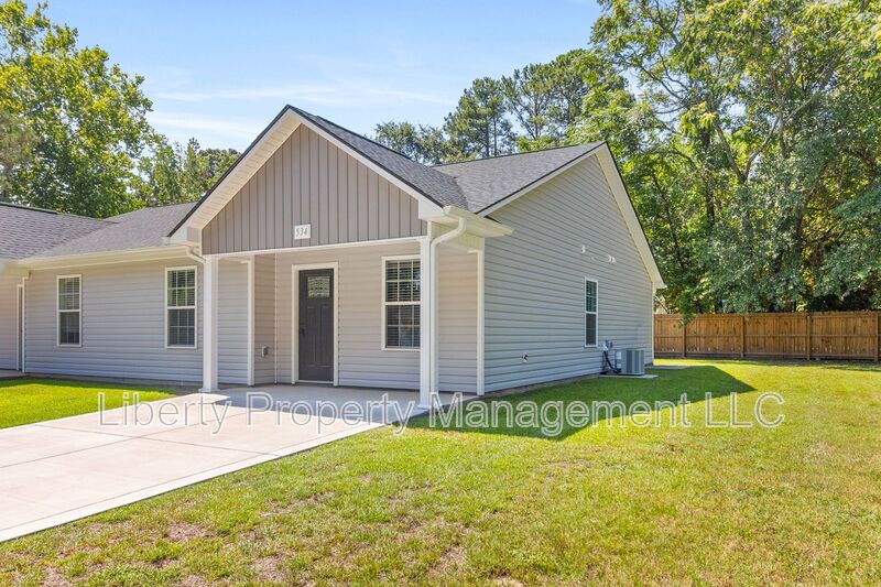 Raeford Condo: 534 E 6th Ave