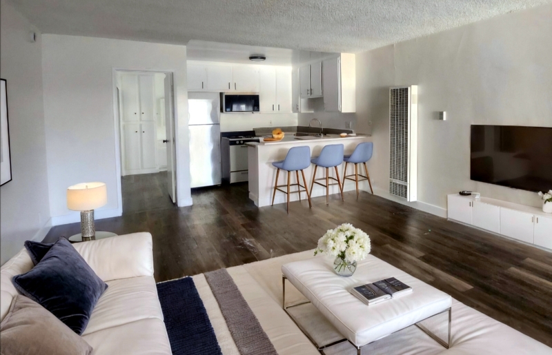 Los Angeles Condo: 235 South Rampart Boulevard - 203