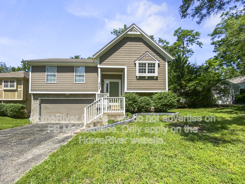 Kansas City House: 9108 Oak St