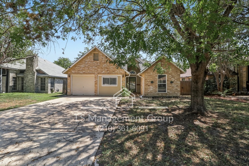 San Antonio House: 3118 Bear Springs Drive