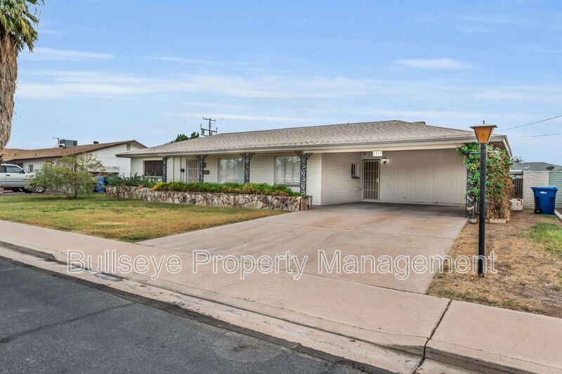 Mesa House: 1519 W. 5th Place