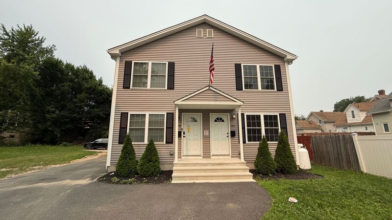Springfield House: 242 Eastern Ave