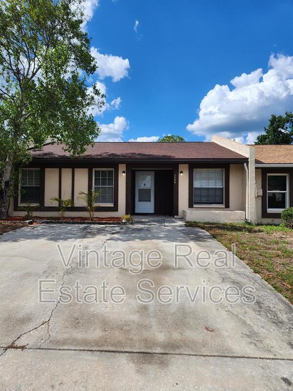 Temple Terrace Condo: 7708 Gulf Ct.