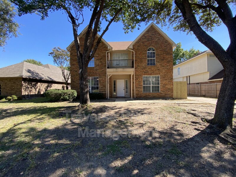 Grand Prairie House: 4150 Briar Hill Drive