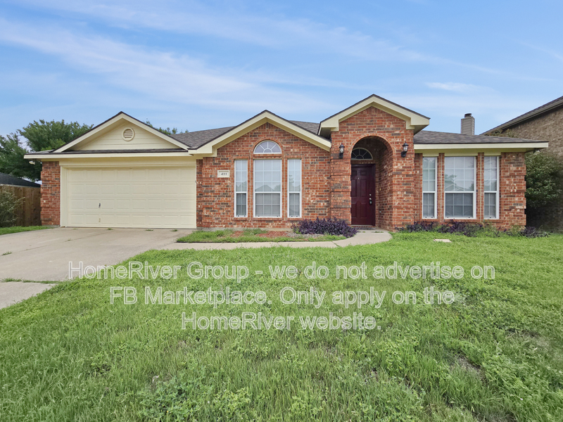 Burleson House: 411 Hidden Ridge Dr