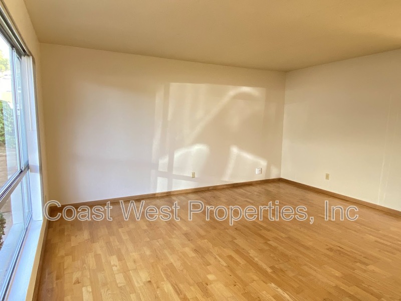 San Diego Condo: 1280 Goshen St #6