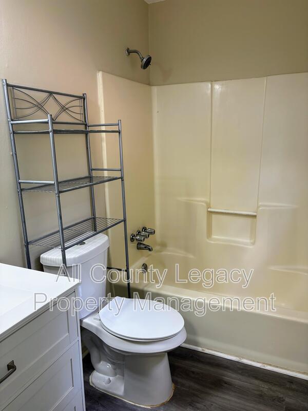 Main Rental Photo 13