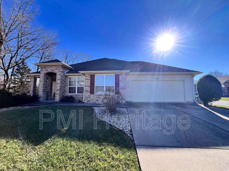 Bella Vista Townhome: 28 Highland Parkway