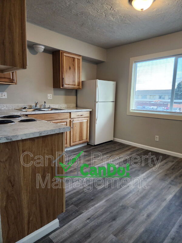 Blackfoot Apartment: 209 Carol Dr