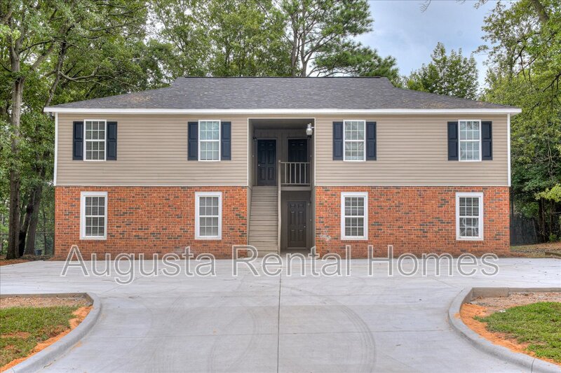 North Augusta Condo: 164 Conifer Drive