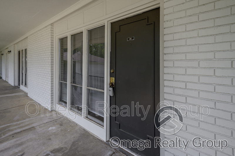 Montgomery Apartment: 4724 S Court St