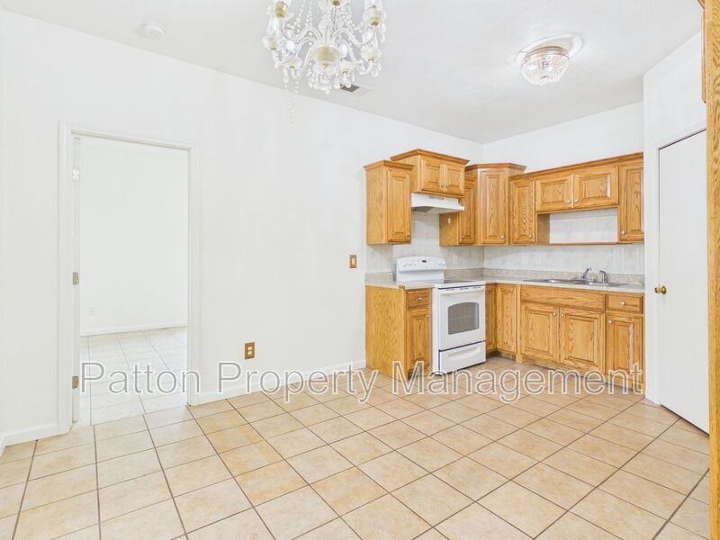 Amarillo Condo: 745 North Aldredge Street