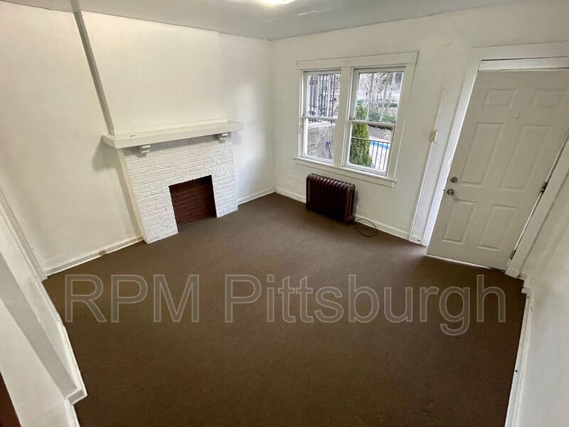 Pittsburgh House: 149 Chesterfield Rd